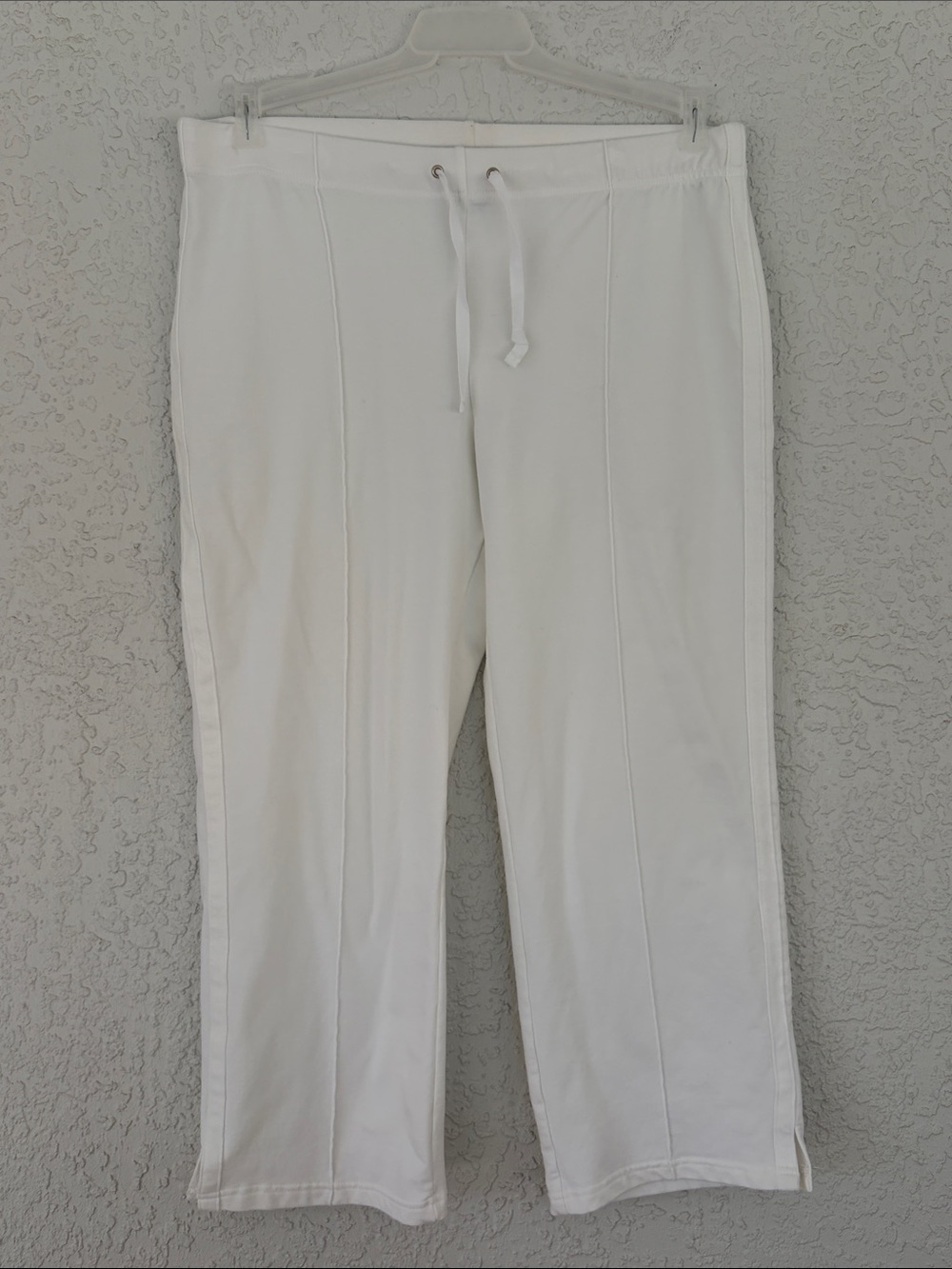 GAP stretch white capri pants size M